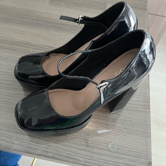 Aldo high heel chunk platform shoes - Picture 2 of 3